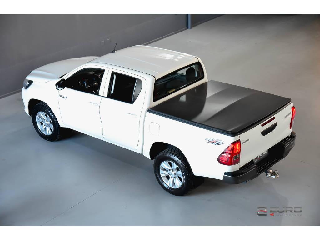 Toyota Hilux CD 4X4 MT6 POWER PACK 2020